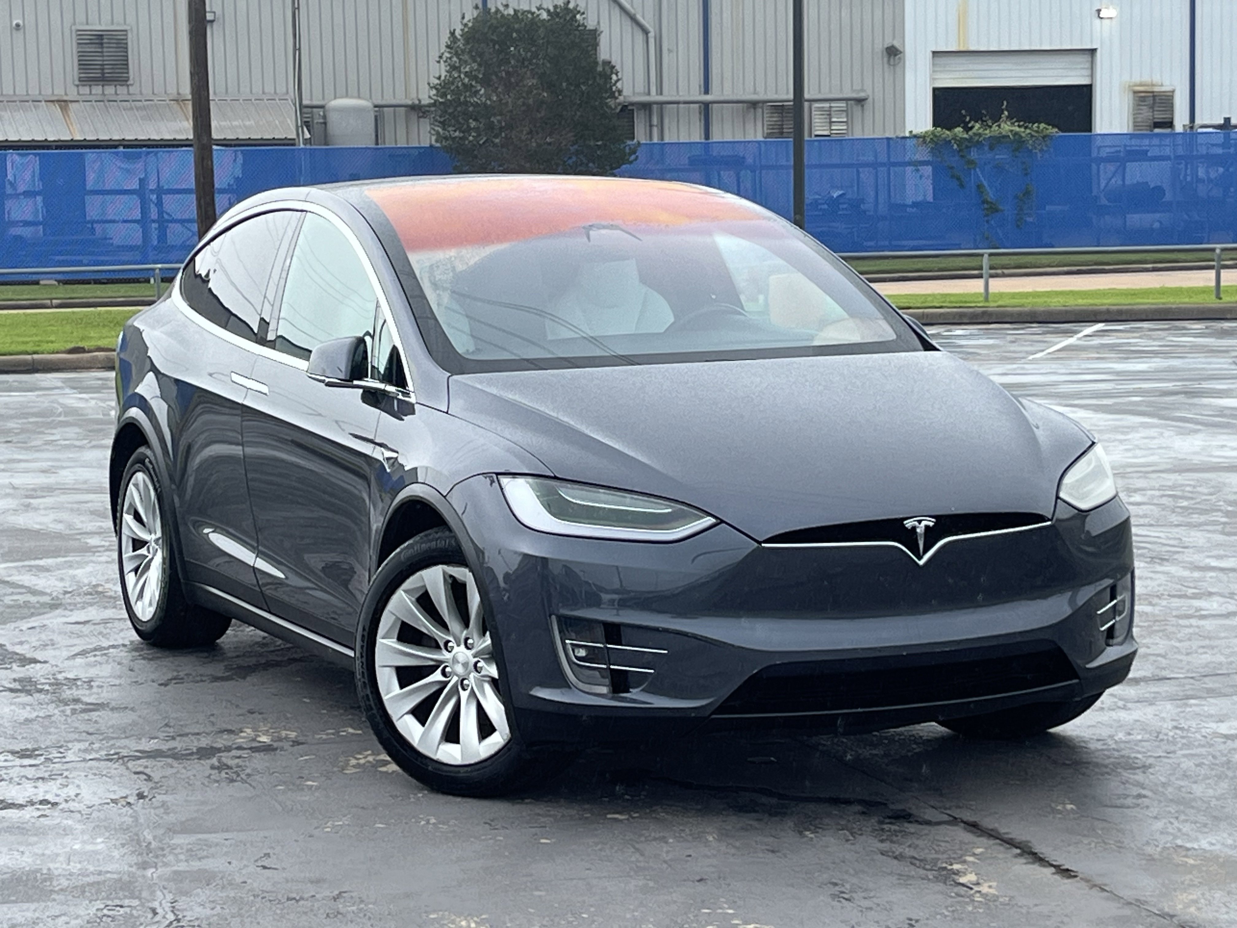 Used 2019 Tesla Model X 75D AWD/4WD image 3