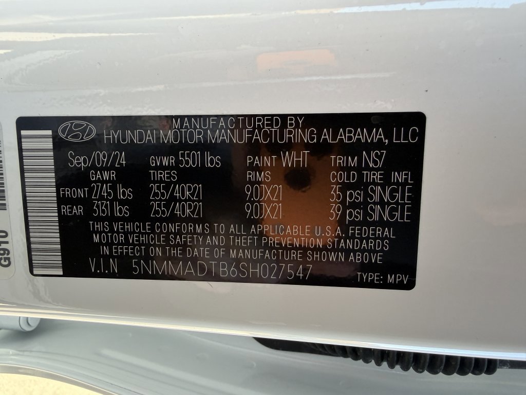 Used 2025 Genesis GV70 2.5T w/ Sport Prestige Package image 46