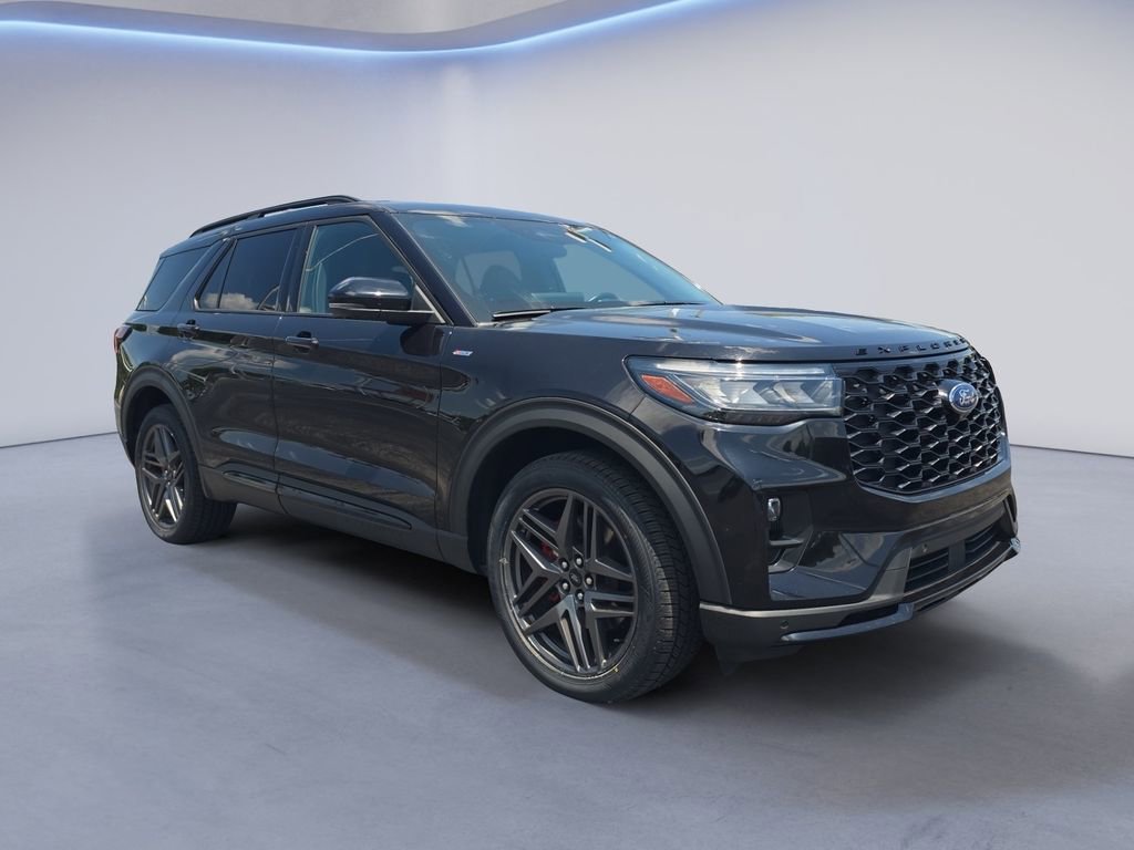 Used 2025 Ford Explorer ST-Line w/ ST-Line Street Pack AWD/4WD image 8