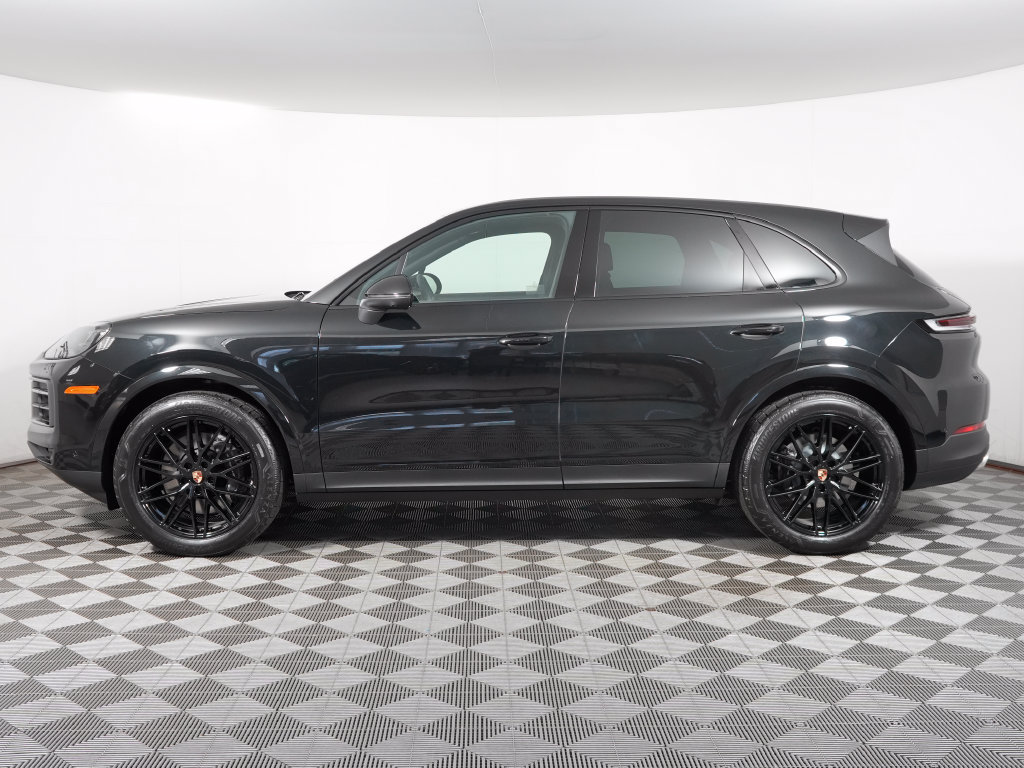 New 2026 Porsche Cayenne AWD/4WD image 2