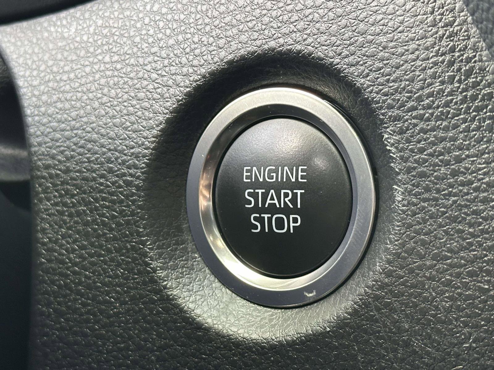 Used 2026 Toyota Corolla SE image 24