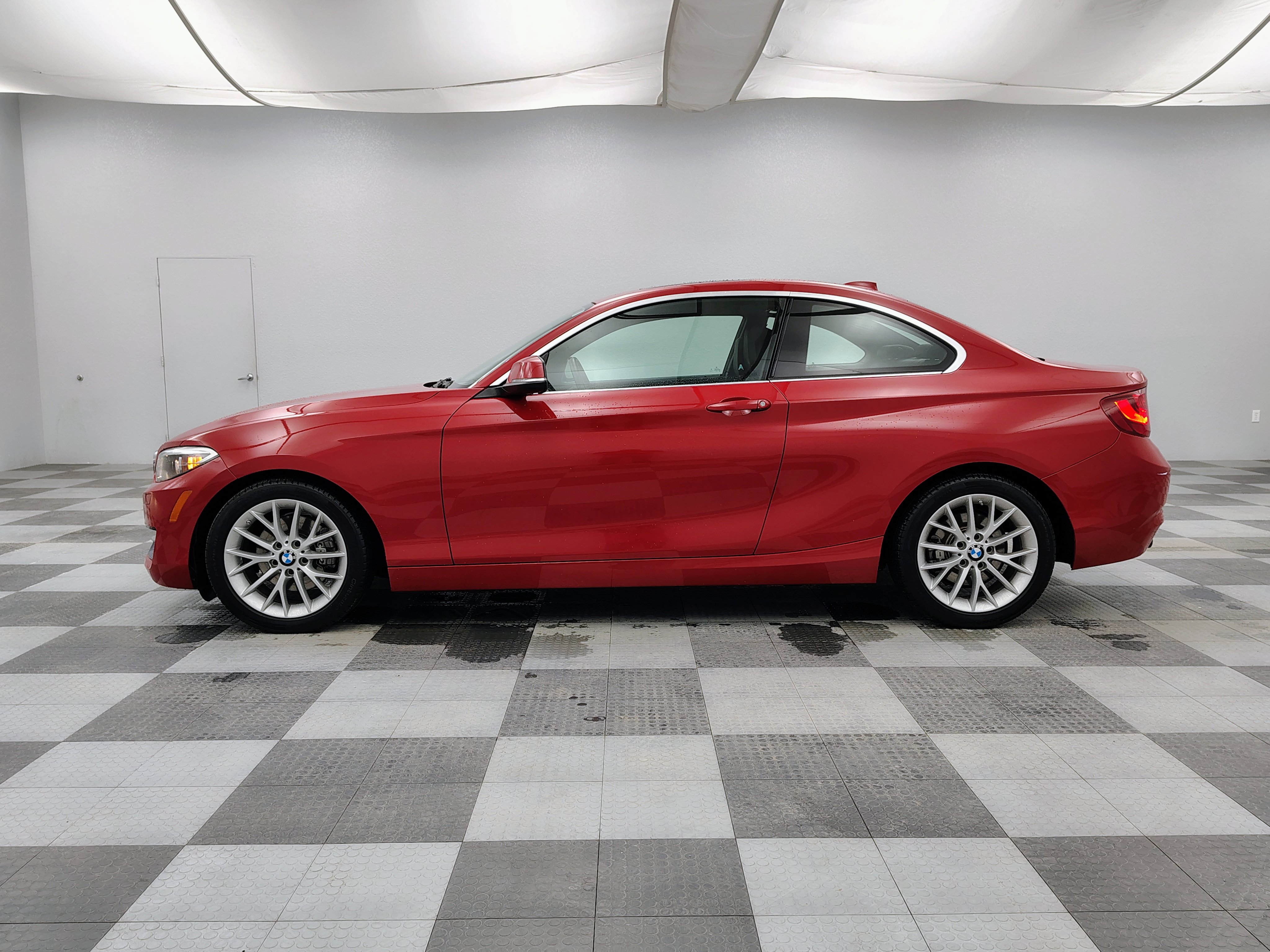 Used 2016 BMW 228i xDrive Coupe image 6