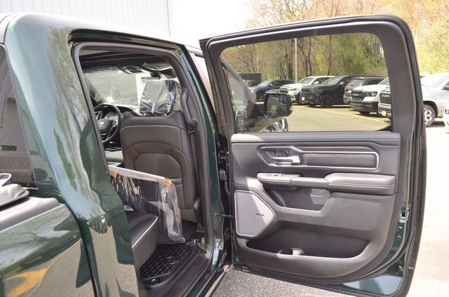 New 2026 RAM 1500 Laramie AWD/4WD image 29