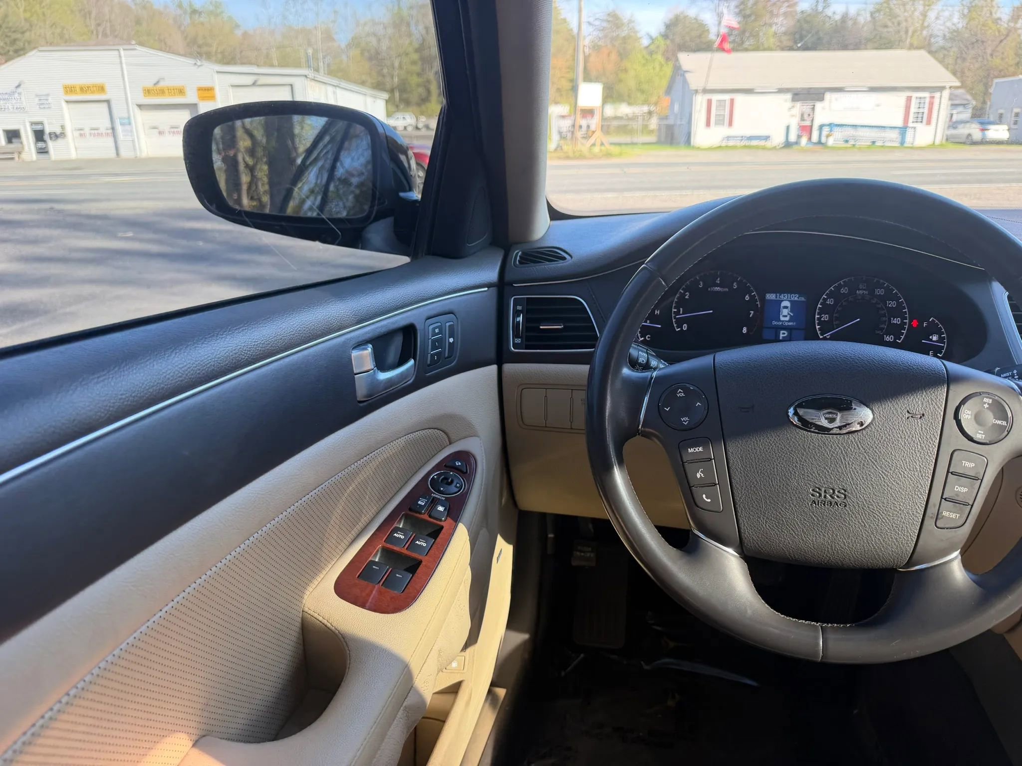 Used 2012 Hyundai Genesis 3.8 w/ Premium Pkg image 32