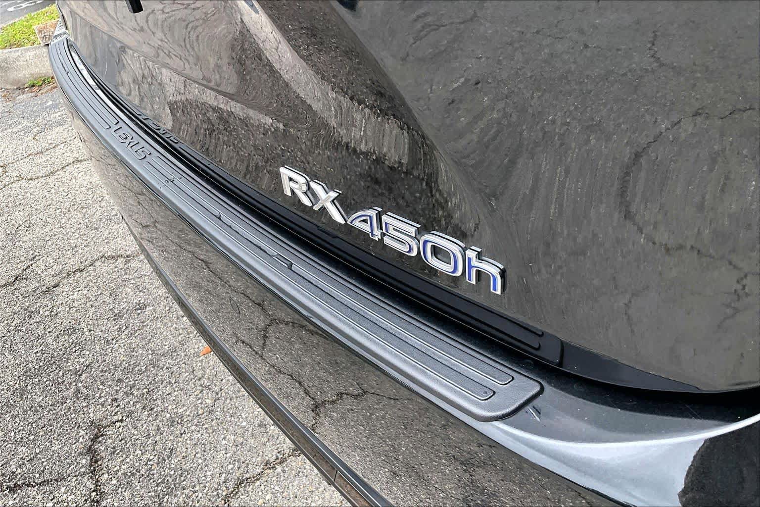 Used 2022 Lexus RX 450h F Sport w/ Cold Area Package (CT) AWD/4WD image 10