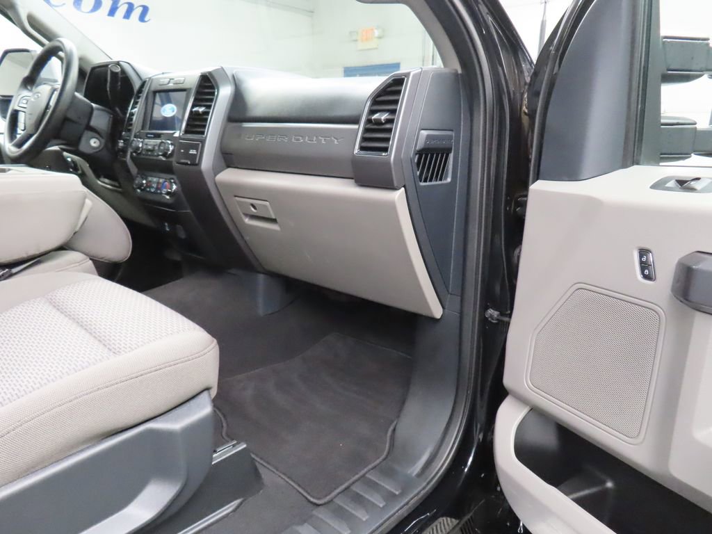 Used 2022 Ford F450 XLT w/ XLT Premium Package image 26