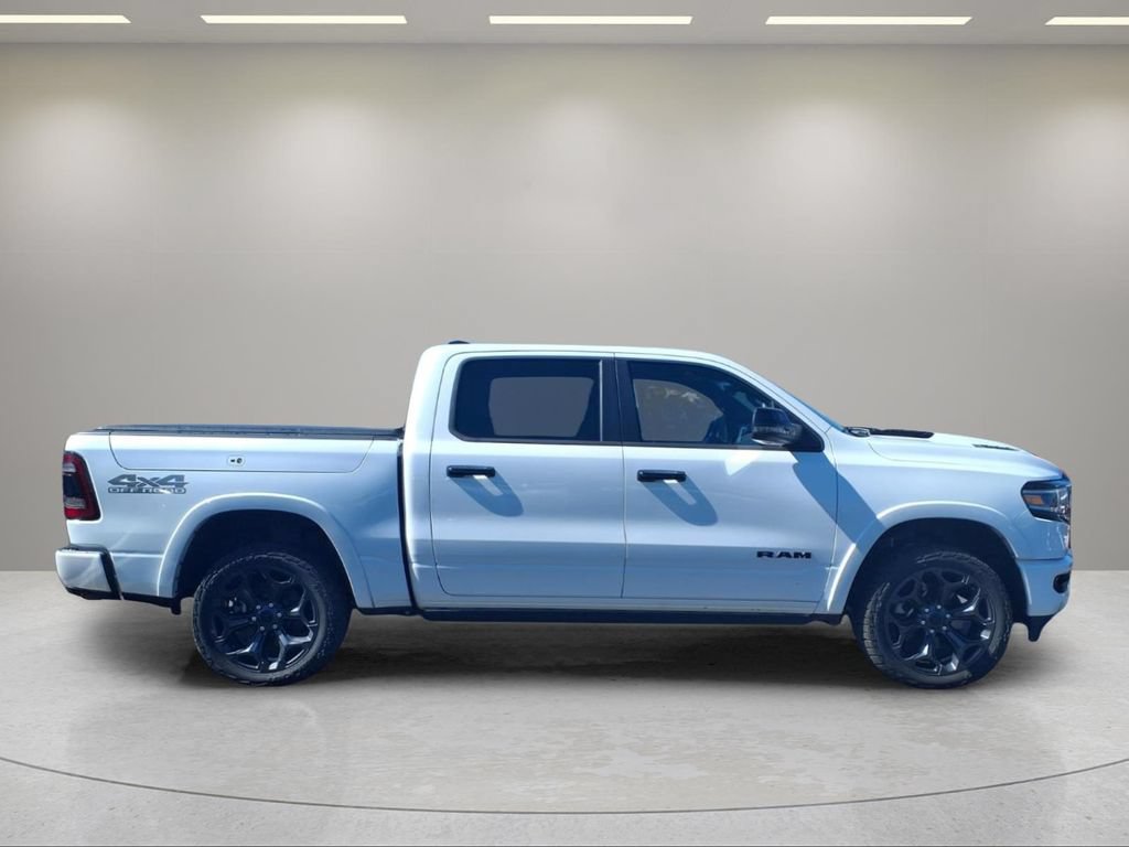 Used 2024 RAM 1500 Limited AWD/4WD image 2