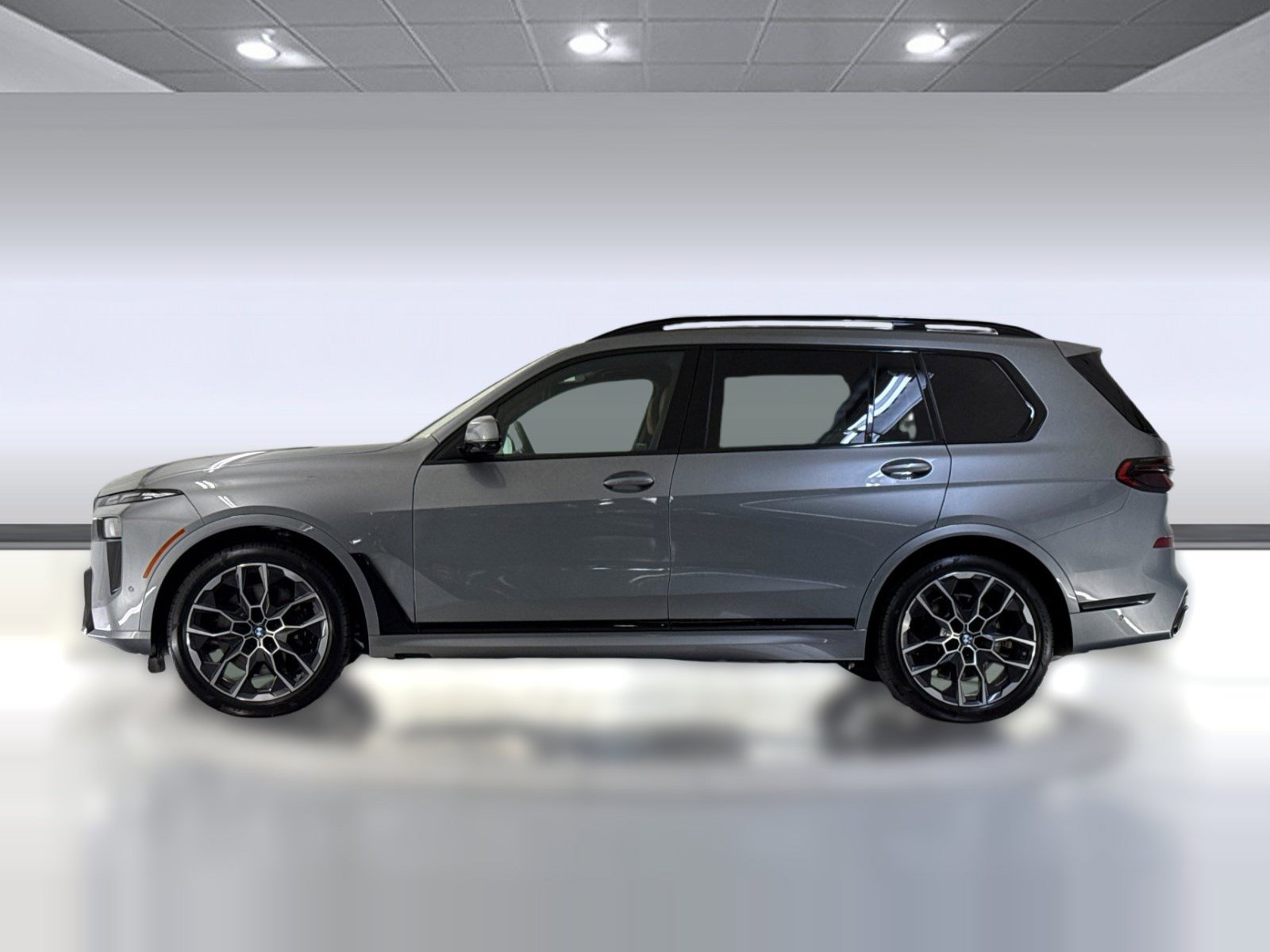 New 2026 BMW X7 xDrive40i w/ M Sport Package image 2
