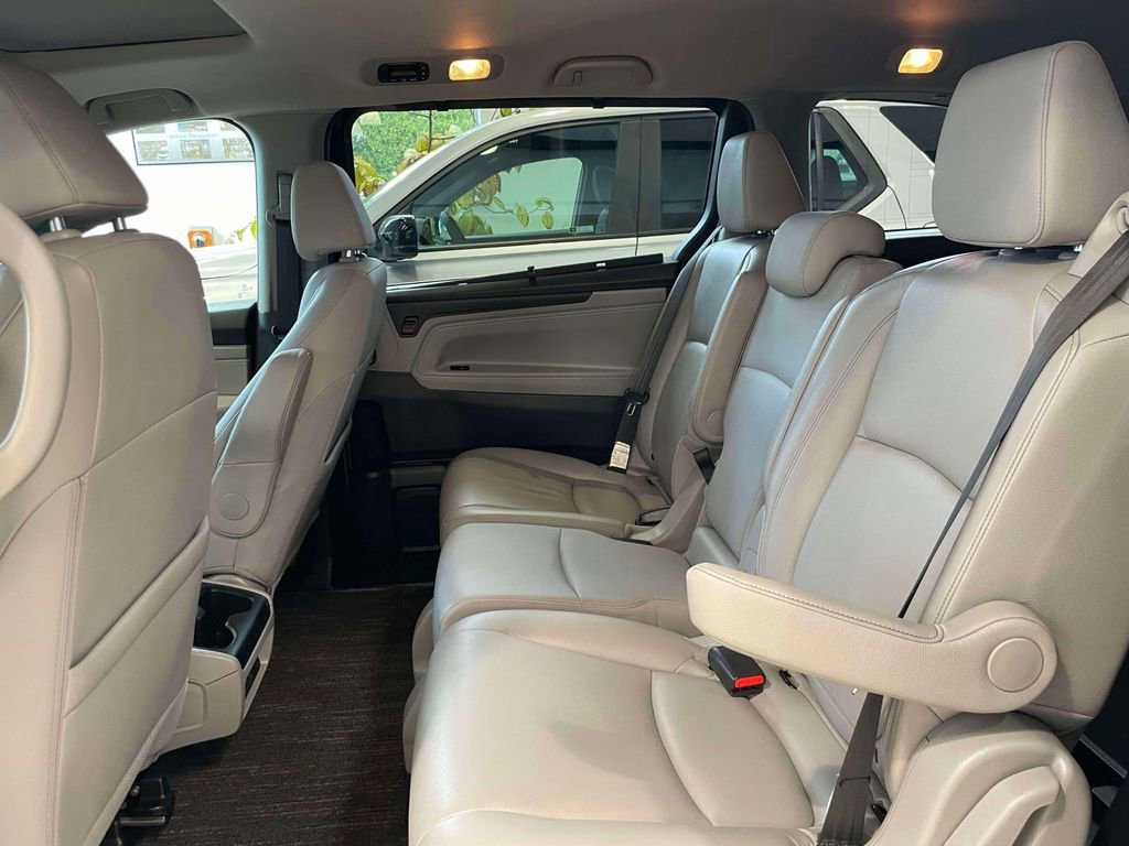 Used 2023 Honda Odyssey EX-L image 7