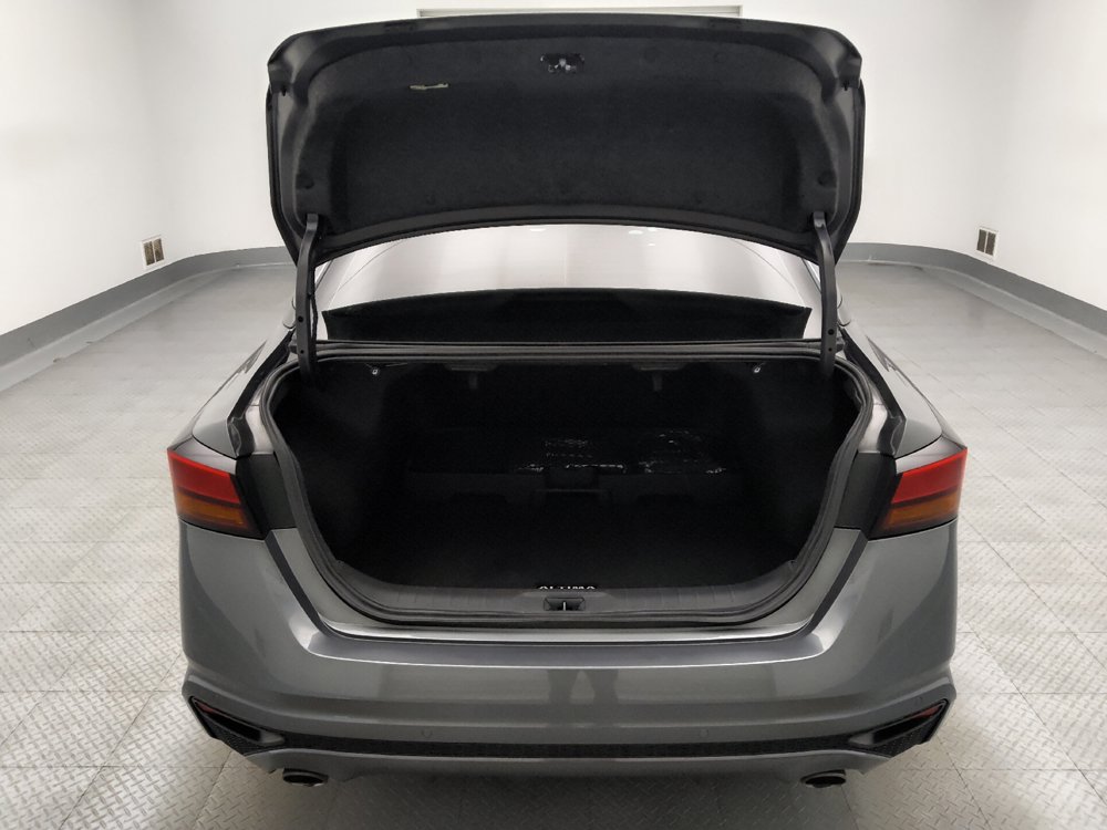 Used 2024 Nissan Altima 2.5 SV w/ SV Premium Package FWD image 29