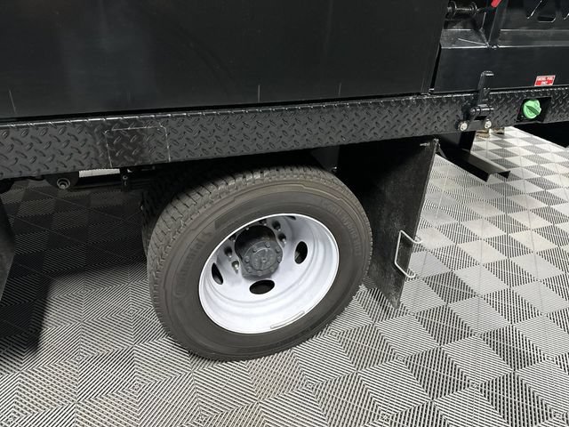 New 2023 Ford F550 4x4 Regular Cab Super Duty image 11