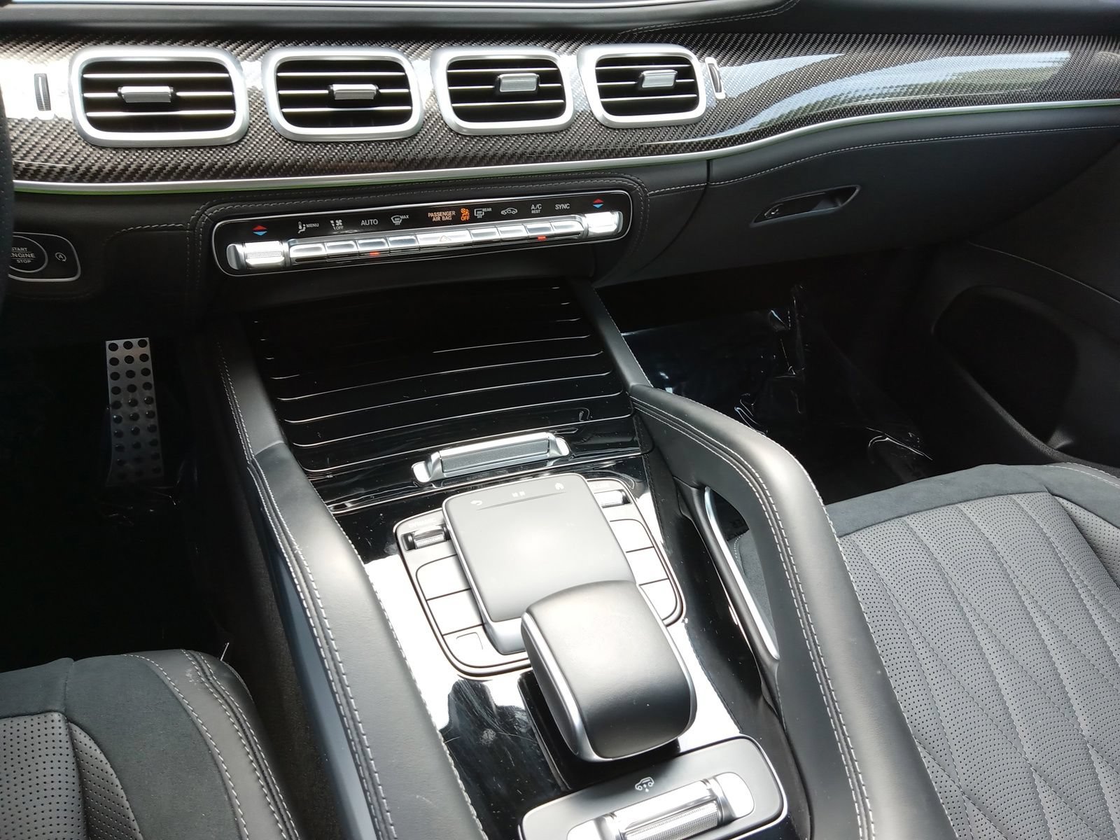 Used 2025 Mercedes-Benz GLS 63 AMG 4MATIC image 18