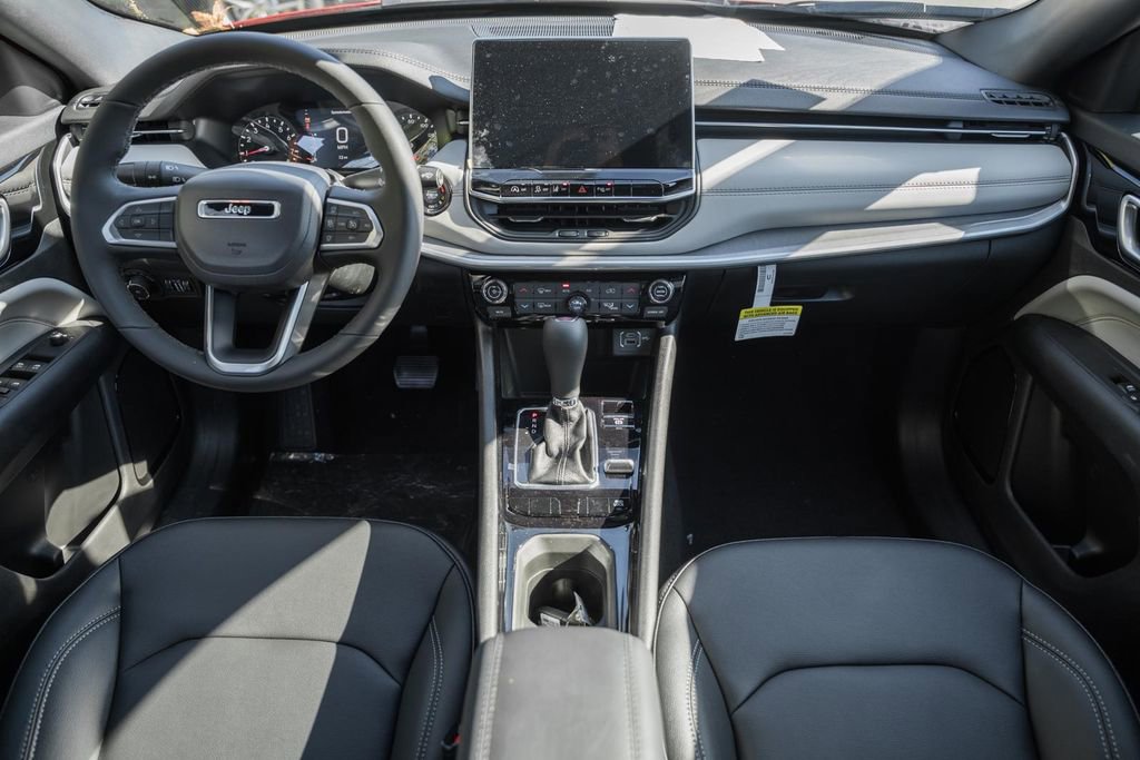 New 2026 Jeep Compass Limited image 19