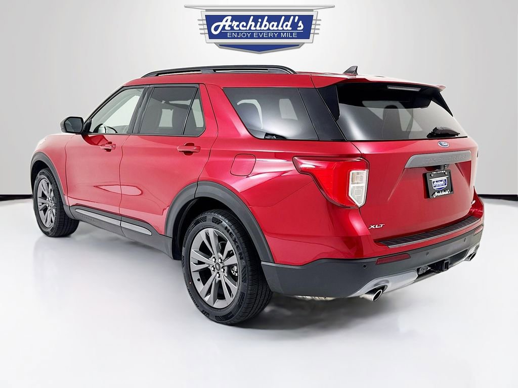 Used 2021 Ford Explorer XLT w/ Equipment Group 202A image 5