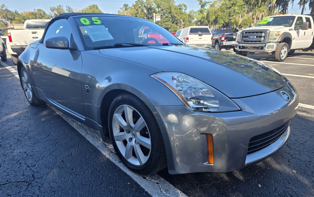 Used 2005 Nissan 350Z Touring image 8