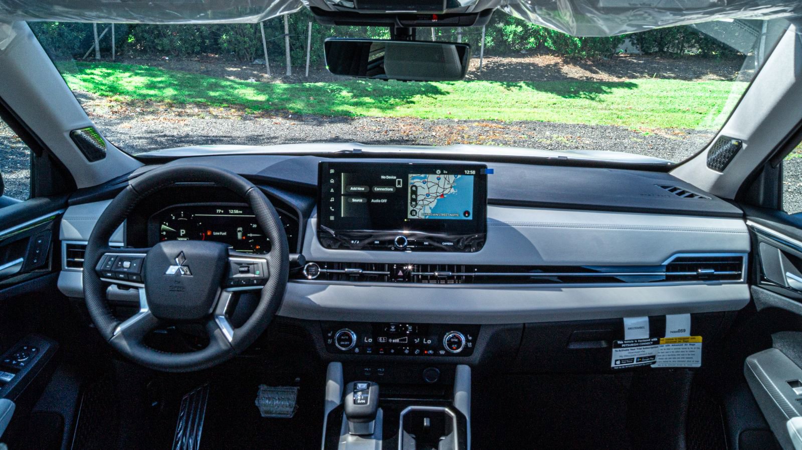New 2025 Mitsubishi Outlander AWD image 15