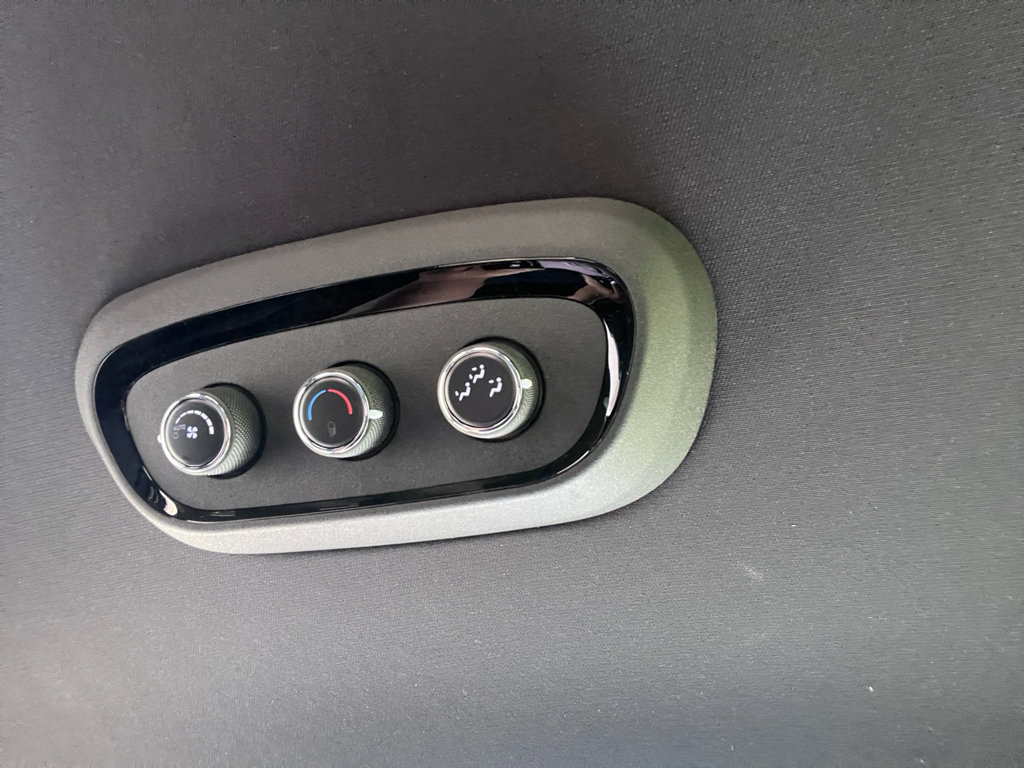 Used 2022 Dodge Durango GT RWD image 19
