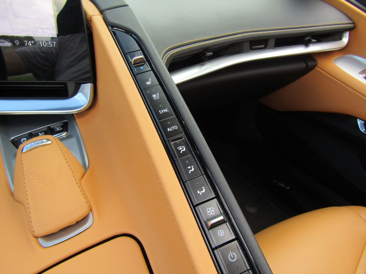 Used 2023 Chevrolet Corvette Stingray Preferred Conv w/ Z51 Performance Package RWD image 17