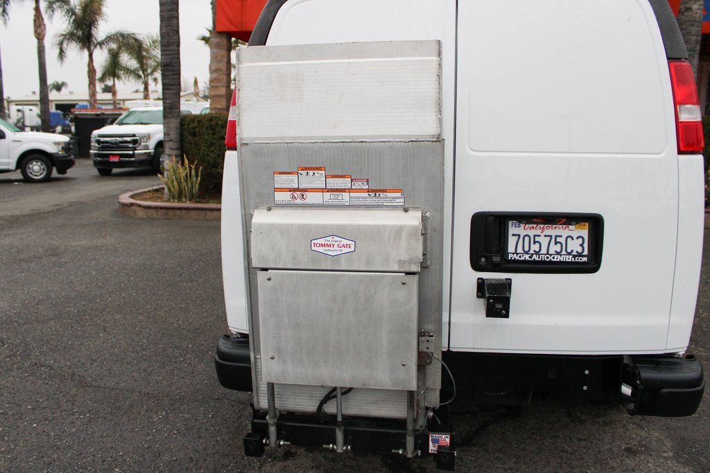 Used 2020 Chevrolet Express 3500 w/ Driver Convenience Package image 2