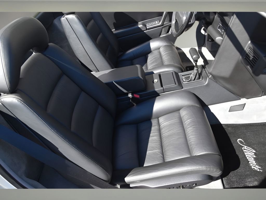 Used 1990 Cadillac Allante Base FWD image 27