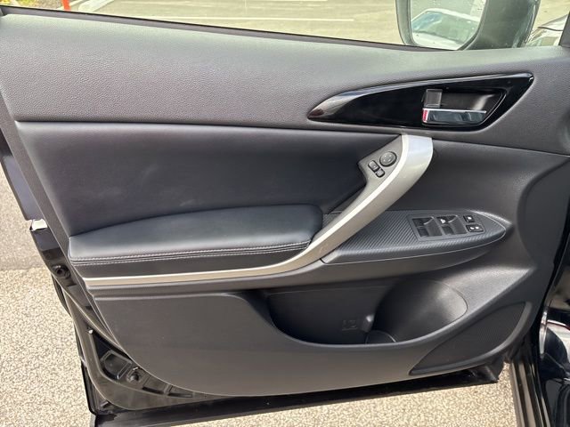 Used 2024 Mitsubishi Eclipse Cross AWD image 11