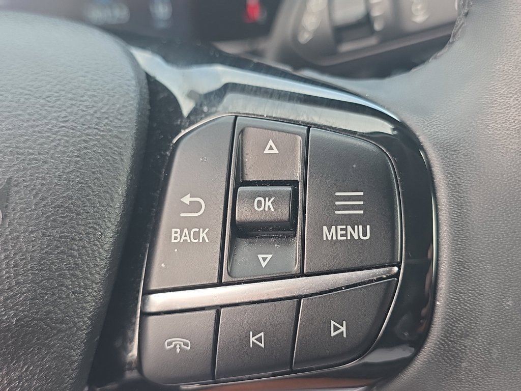 Used 2024 Ford Escape Active w/ Cold Weather Package FWD image 18