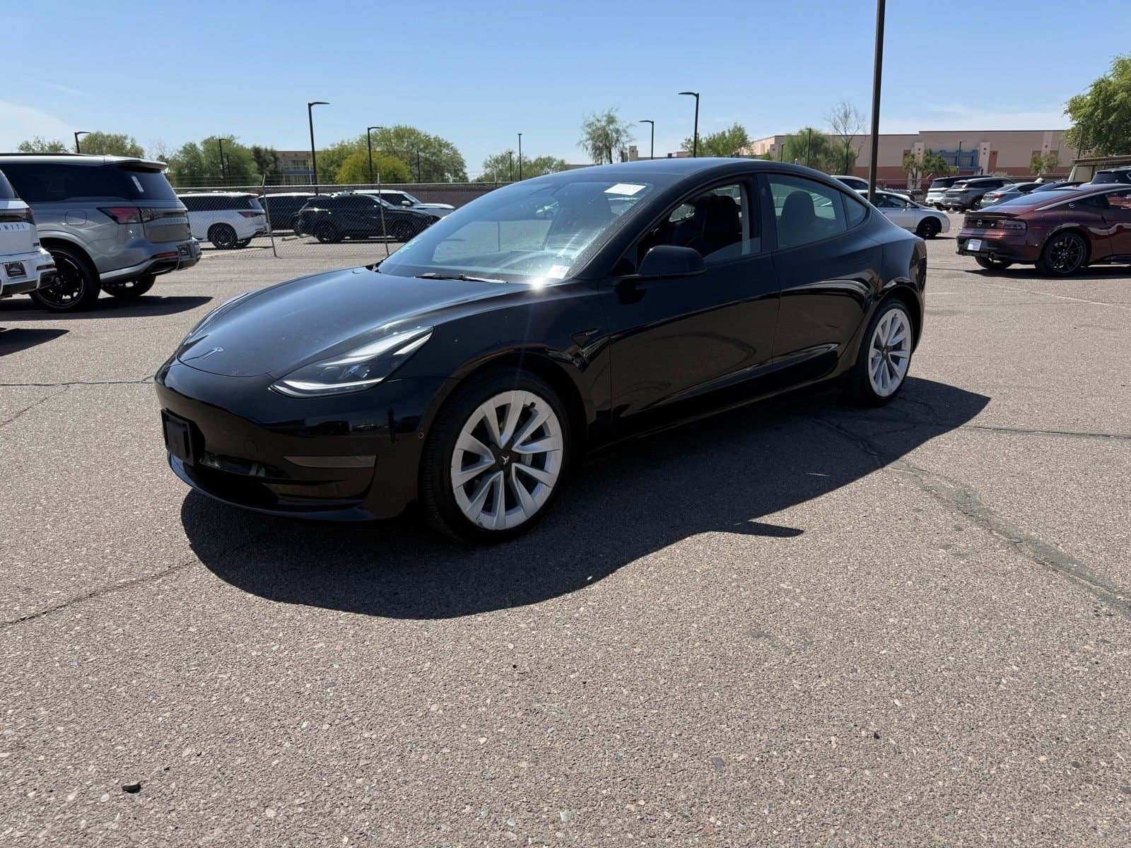 Used 2022 Tesla Model 3 Standard Range RWD image 1