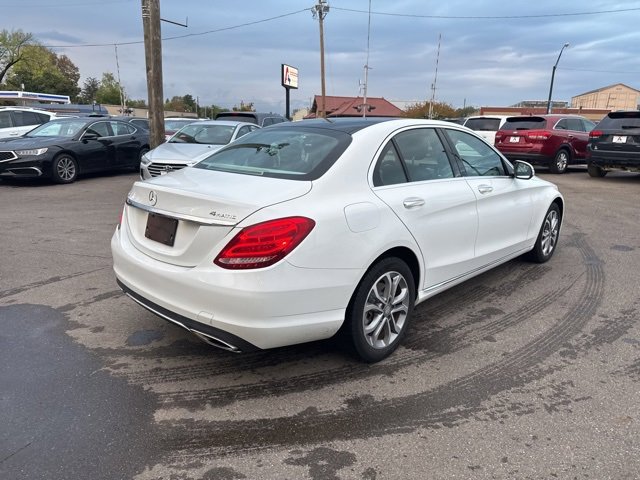 Used 2015 Mercedes-Benz C 300 4MATIC Sedan image 3