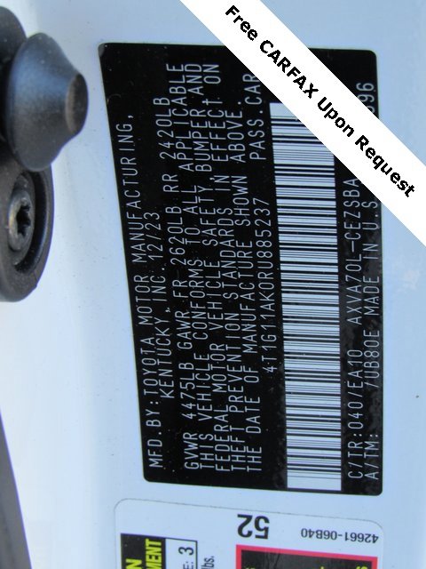 Used 2024 Toyota Camry SE image 19