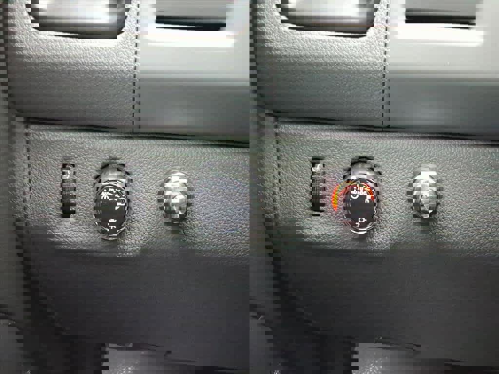 Used 2022 GMC Canyon Elevation Standard w/ Convenience Package image 15