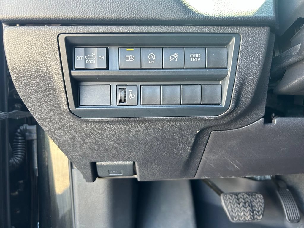 Used 2024 Toyota Tundra SR5 AWD/4WD image 18