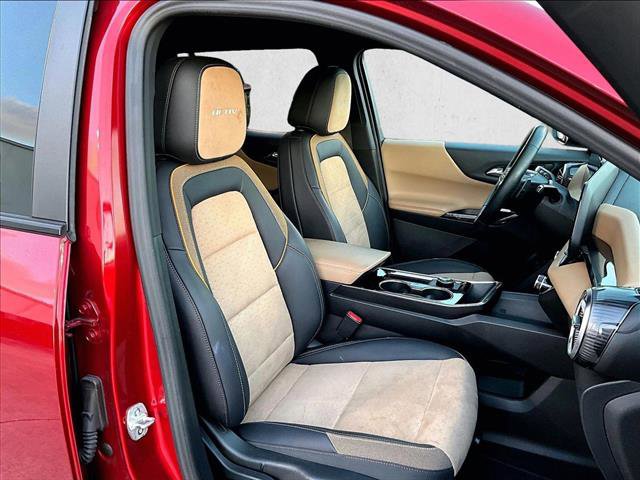 Certified 2025 Chevrolet Equinox ACTIV image 9