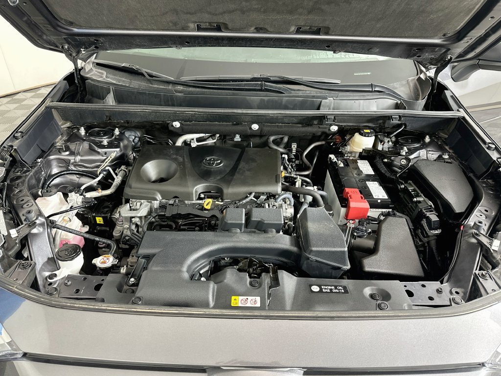 Certified 2024 Toyota RAV4 LE AWD/4WD image 28