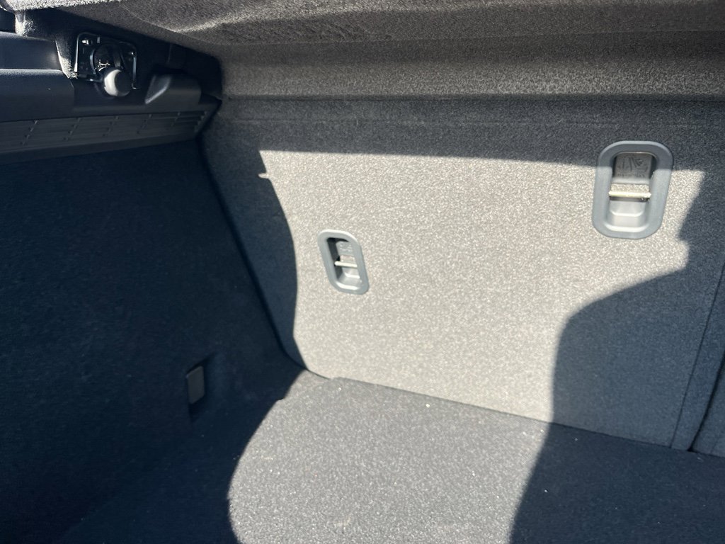 Certified 2025 MAZDA MAZDA3 Hatchback w/Premium Plus Pkg image 27