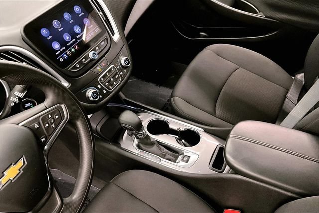 Used 2023 Chevrolet Malibu LT FWD image 17