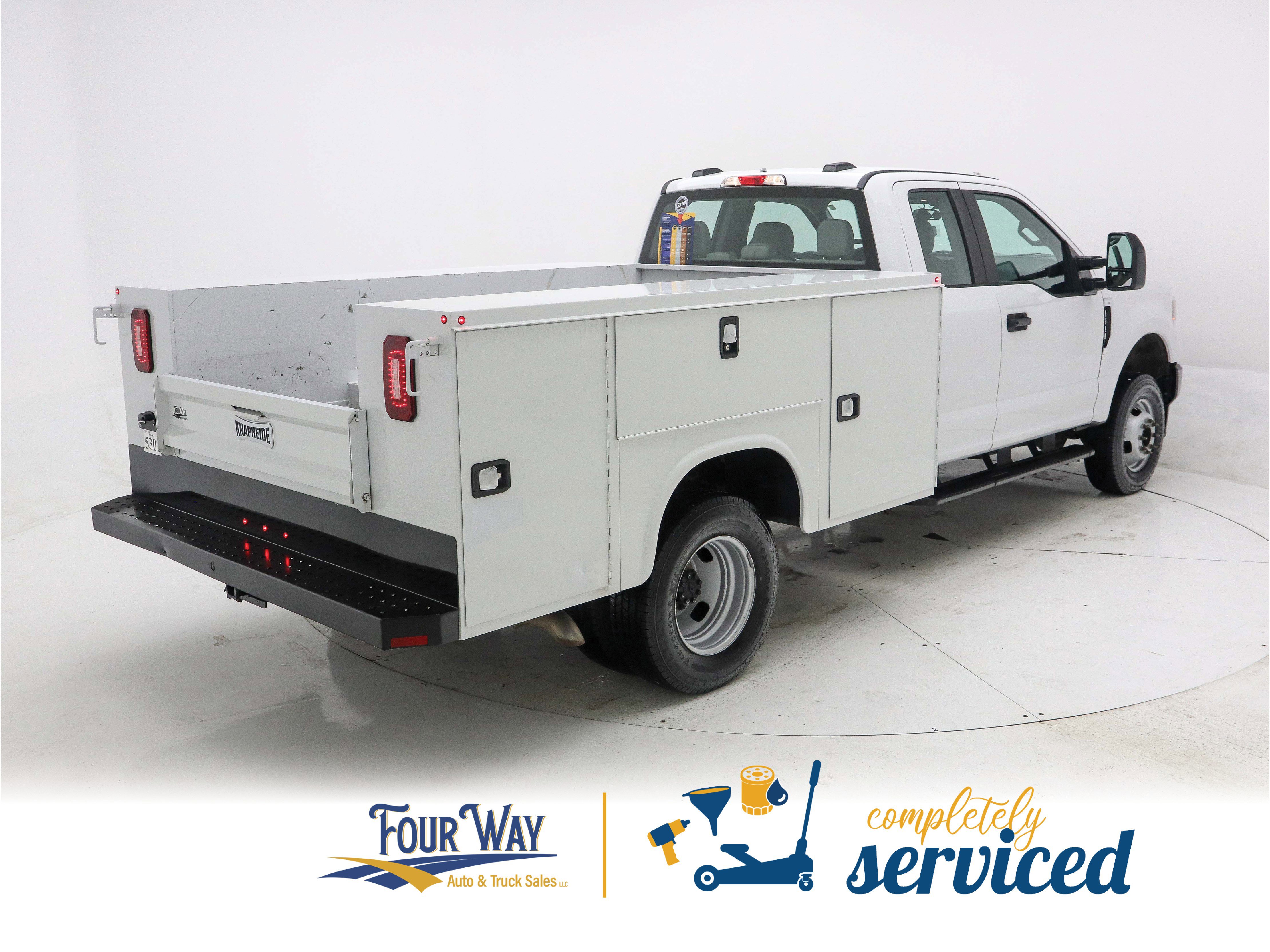 Used 2020 Ford F350 XL image 4