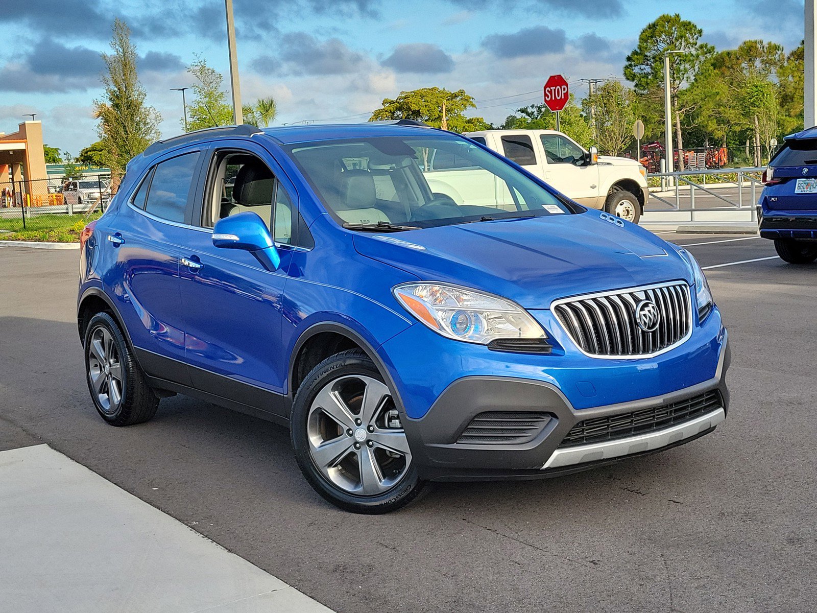 Used 2014 Buick Encore FWD image 2