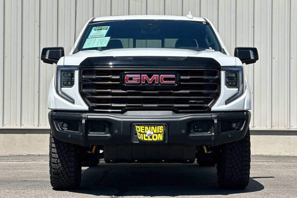 Used 2024 GMC Sierra 1500 AT4X image 9