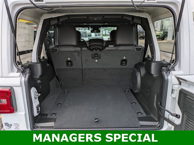 New 2025 Jeep Wrangler Sahara image 24