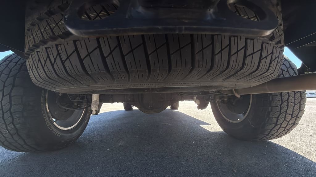 Used 2018 GMC Sierra 1500 SLT image 16