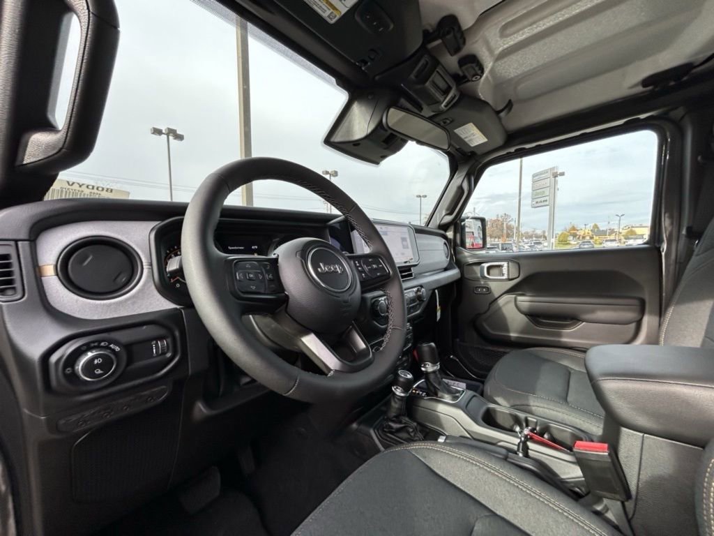 New 2026 Jeep Gladiator Sport AWD/4WD image 12