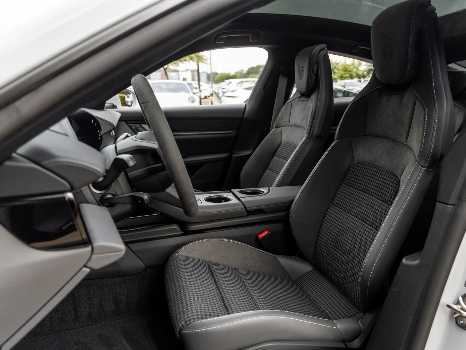 New 2026 Porsche Taycan AWD/4WD image 4