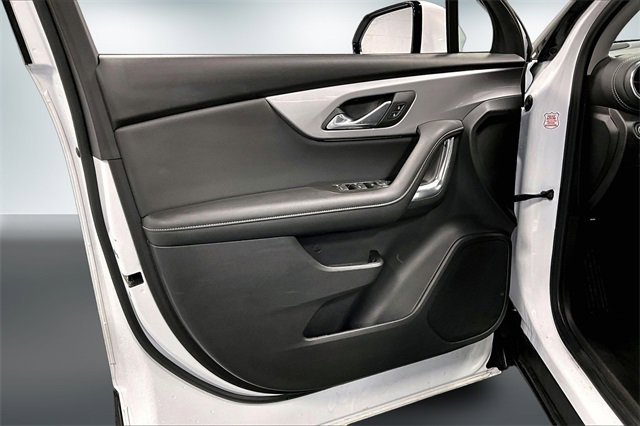 Used 2025 Chevrolet Blazer LT image 20