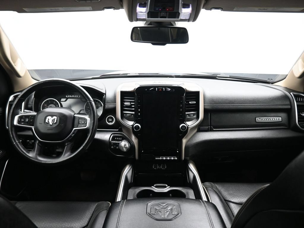 Used 2020 RAM 1500 Laramie AWD/4WD image 46