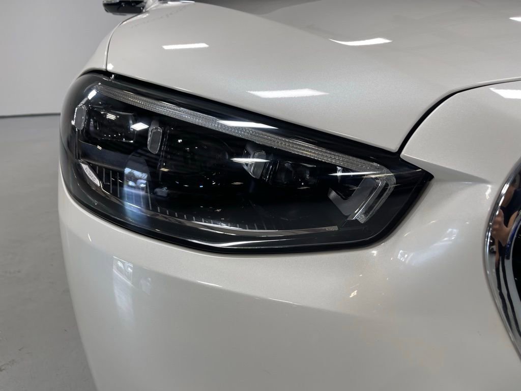 Used 2023 Mercedes-Benz S 580e 4MATIC Sedan w/ 3D Technology Package image 10