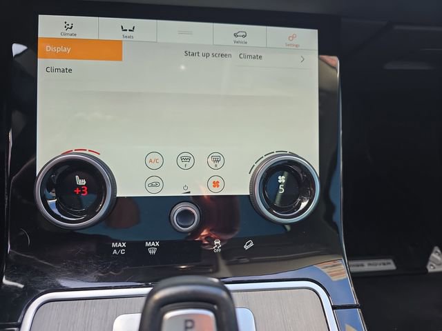 Used 2020 Land Rover Range Rover Evoque SE image 27