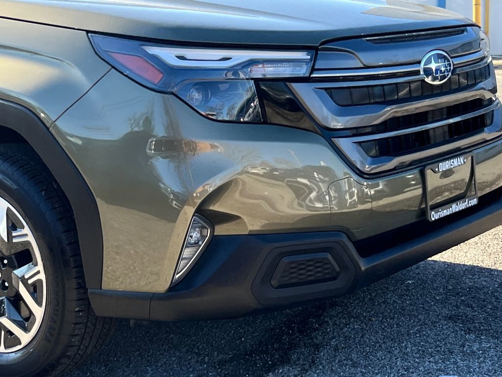 Certified 2025 Subaru Forester Premium image 7