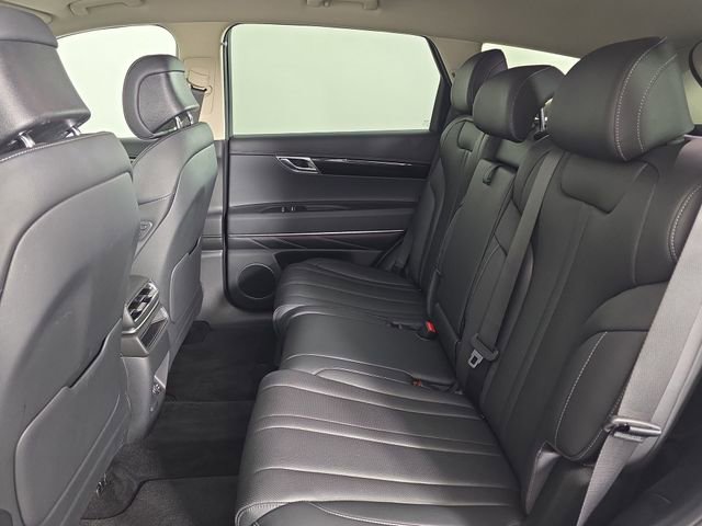 Used 2025 Genesis GV80 2.5T Standard image 21