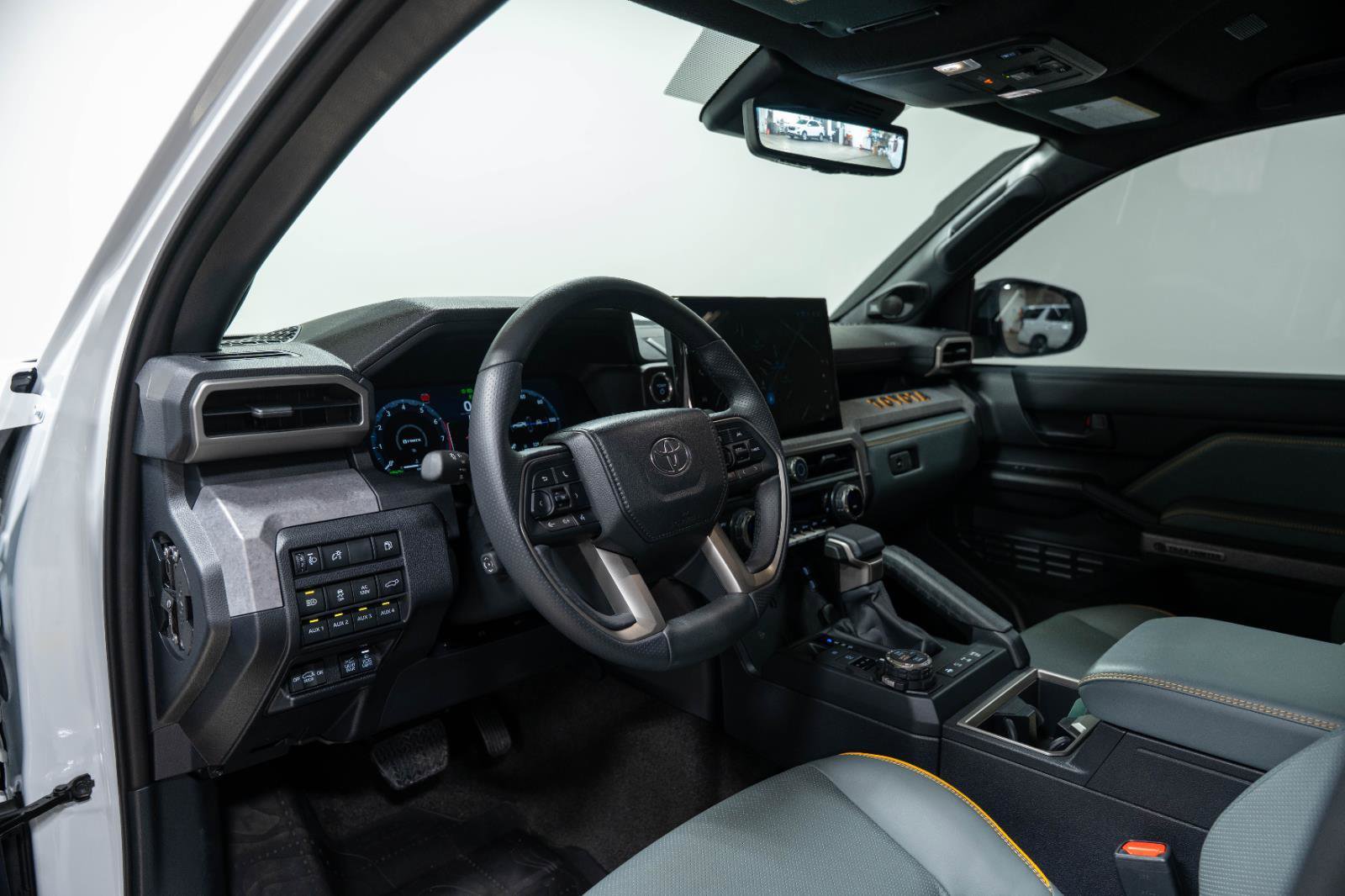 Used 2025 Toyota 4Runner Trailhunter image 84