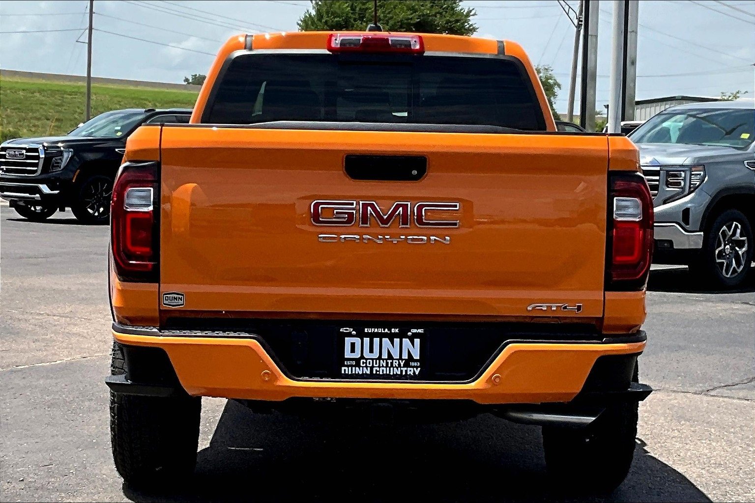New 2025 GMC Canyon AT4 image 4